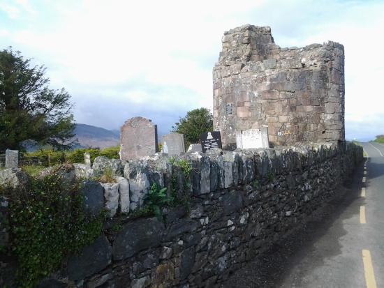 Aghadoe Church and Round Tower